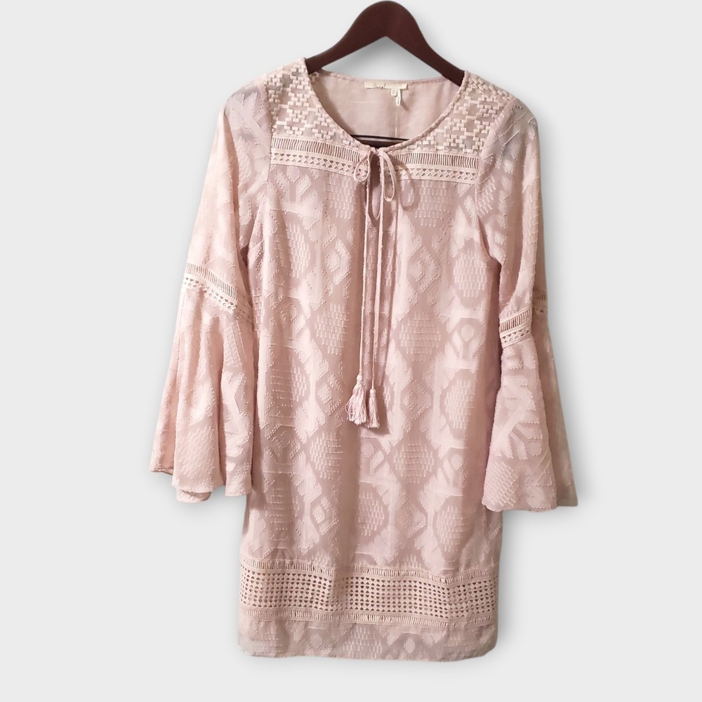 NWT Floreat Anthropologie Esme Bell Sleeve Mini‎ Dress Jacquard Pink Rose Size 2
